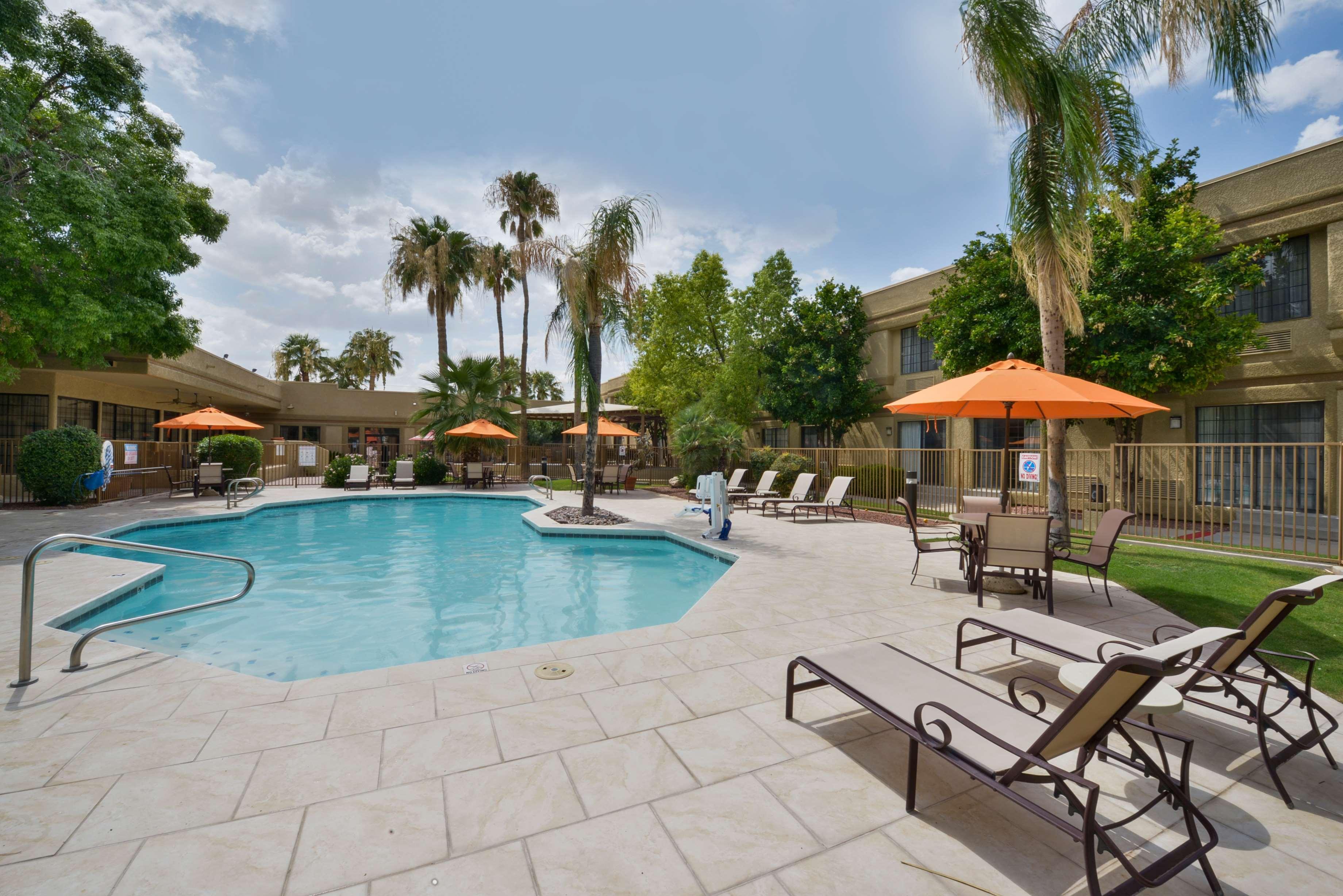 Wyndham Tucson Airport Hotel & Conference Center Buitenkant foto