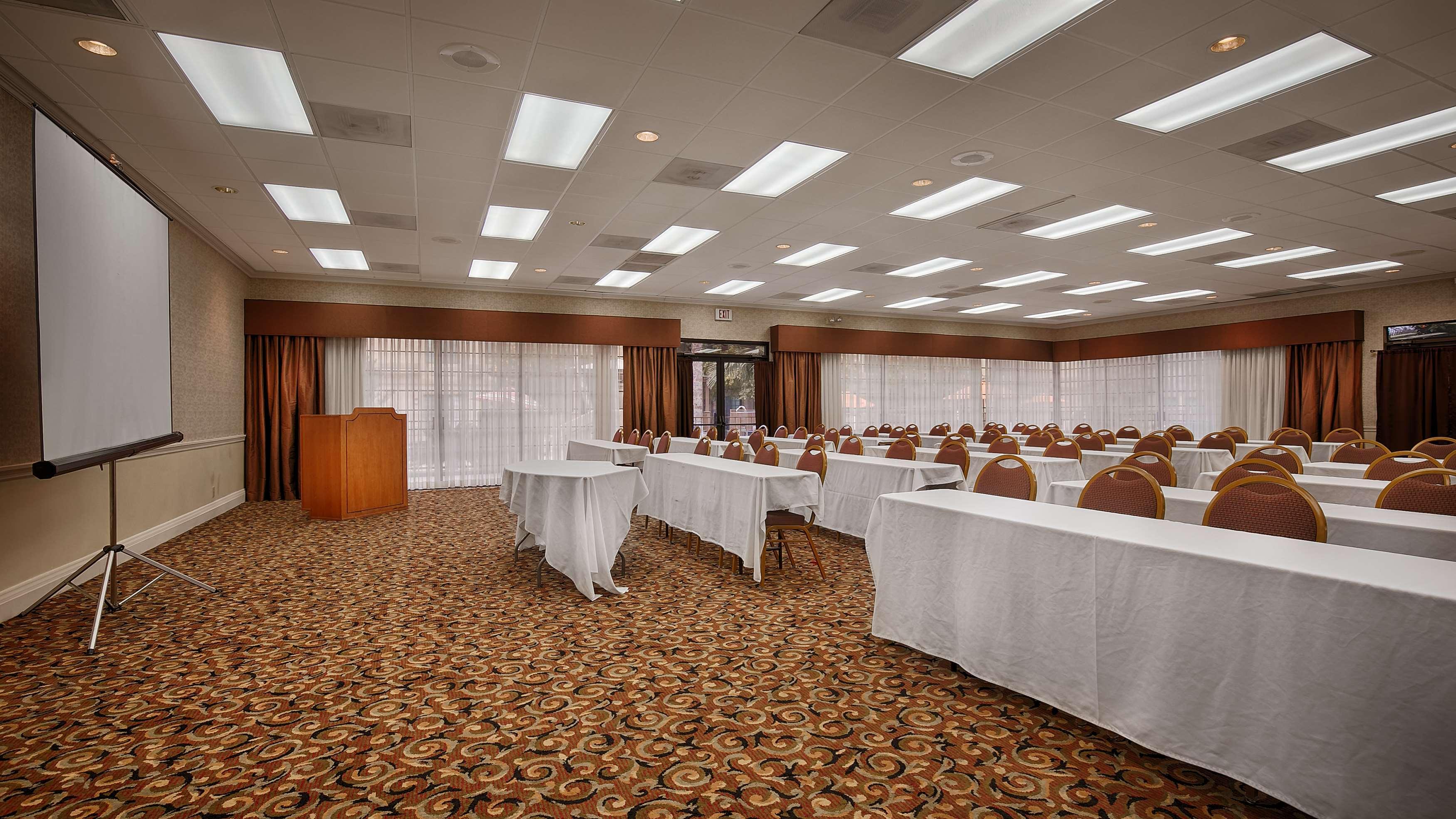 Wyndham Tucson Airport Hotel & Conference Center Buitenkant foto