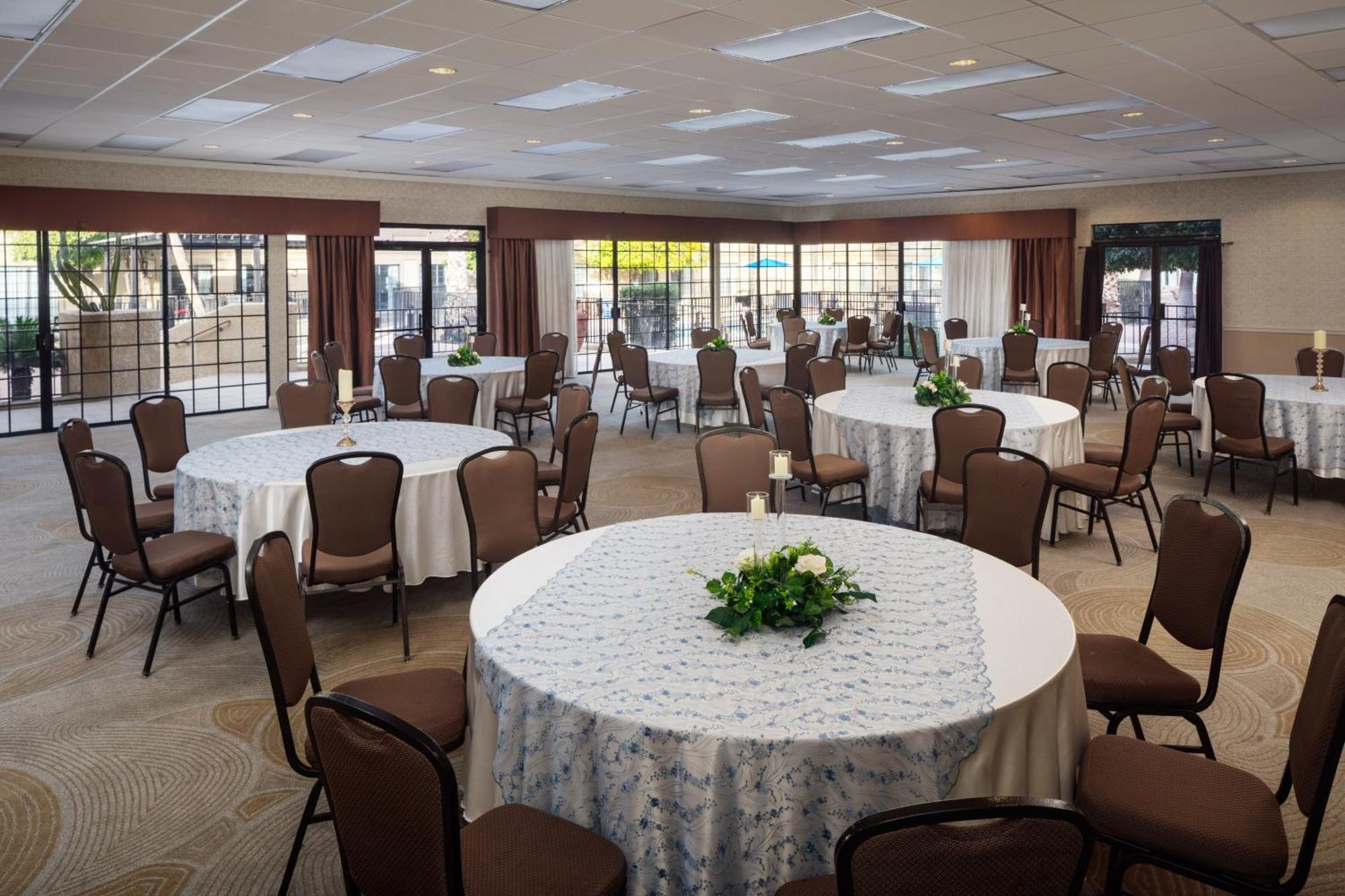 Wyndham Tucson Airport Hotel & Conference Center Buitenkant foto